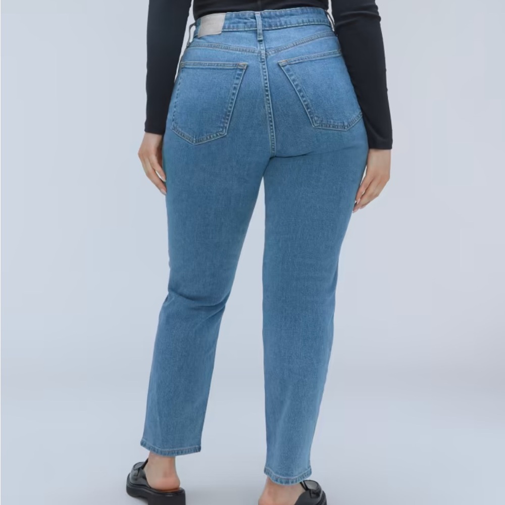 Everlane *NWOT The Curvy Cheeky Jean High-Rise Straight-Leg Medium Blue- 35/20 - Picture 2 of 16